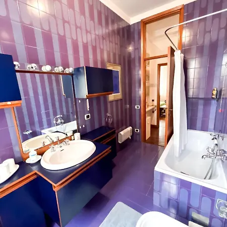 Italian Style In Centre Апартаменты