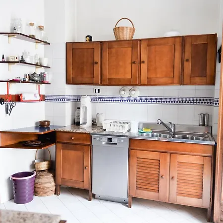 Italian Style In Centre *